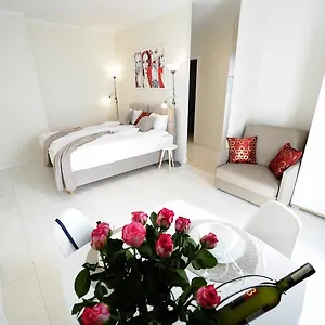 Romantic Sky Apartment- 15th Floor , Kraków Polska